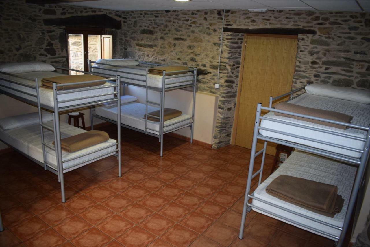Pension Albergue Los Caminantes リバディソ エクステリア 写真